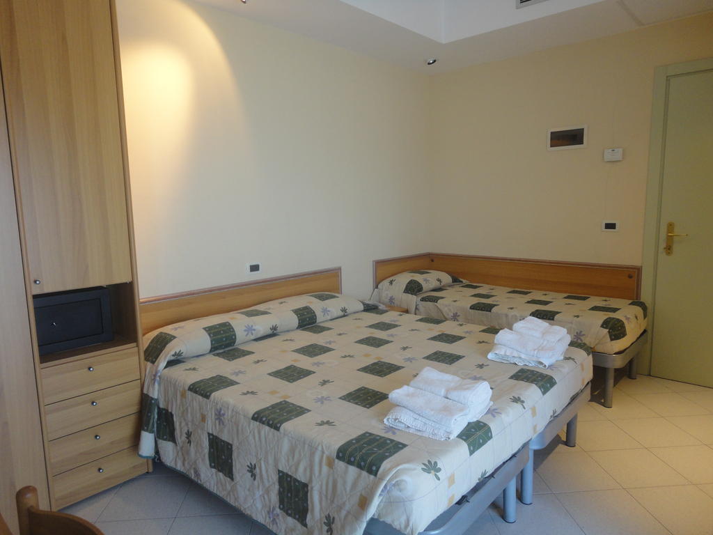 Hotel Al Ragno Cesenatico Bilik gambar